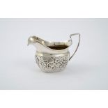 English silver milk jug earlyo 19th, London stamps weight 122 g10 x 13.5 cm