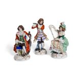 Lot of three sculptures depicting musicians manifacture Italy, 20th century, in polychrome white