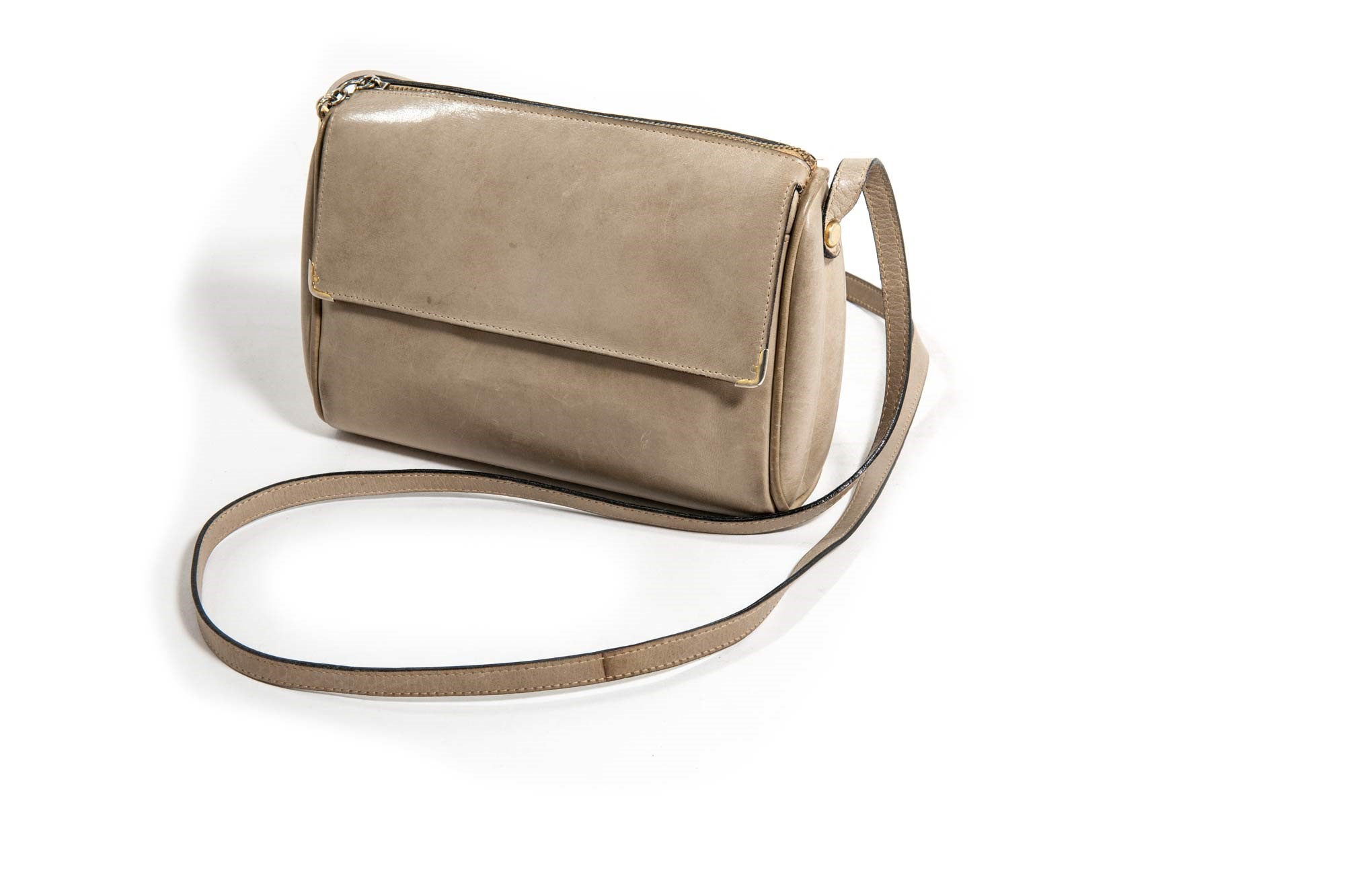 Salvatore Ferragamo shoulder bag, '70- '80, small shoulder strap in dove gray leather, with golden - Image 2 of 6