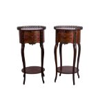 Pair of mahogany wood bedside tablesFrance, early 20th centurywith geometric inlays in various