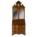 Trumeau veneered in burr walnutVenetian manufacture, second half of the 20th centurybase with