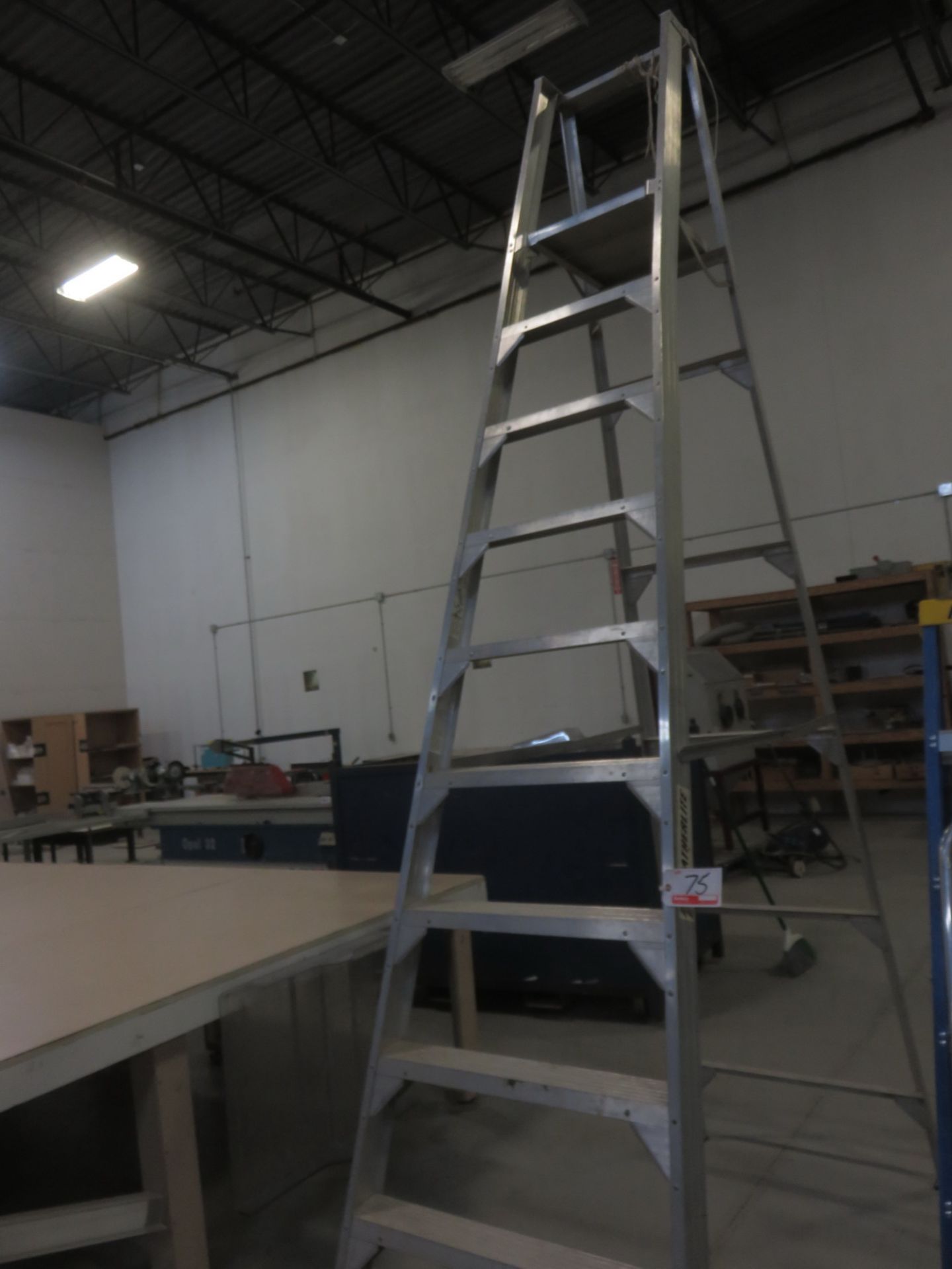 ALUMINUM 8-STEP A-FRAME LADDER