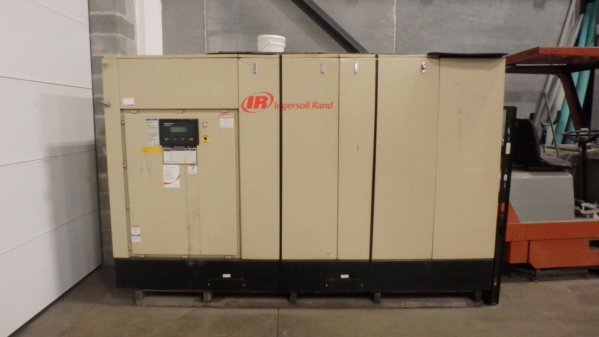 INGERSOLL RAND SSR-EP150 150 HP AIR COMPRESSOR, S/N F39788U07102 (LOCATED AT 2215 MARKHAM ROAD,