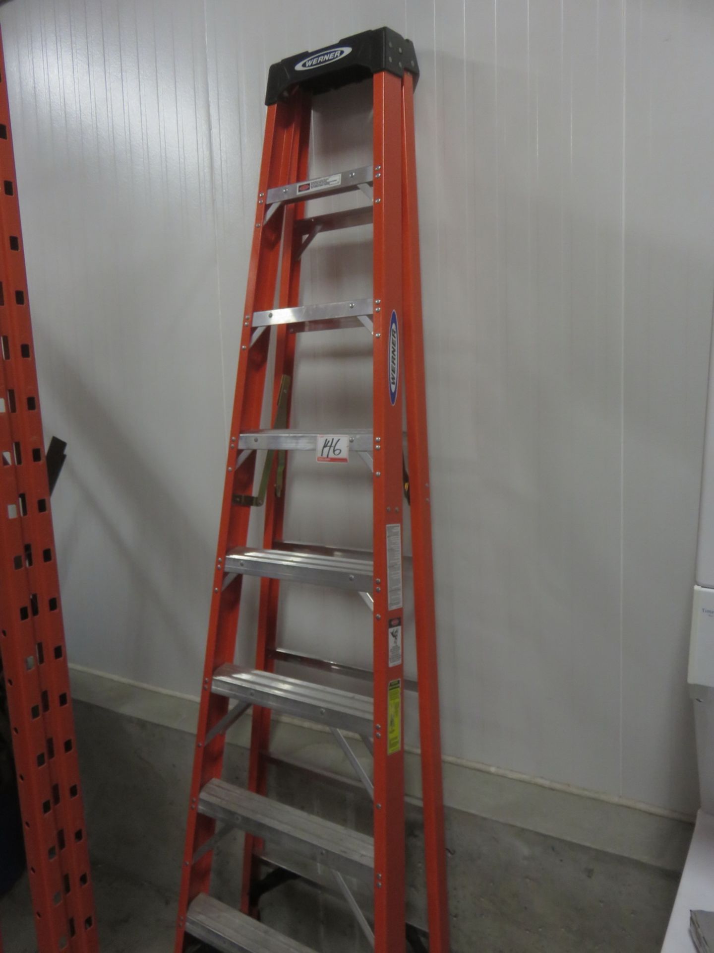 WERNER 8-STEP LADDER