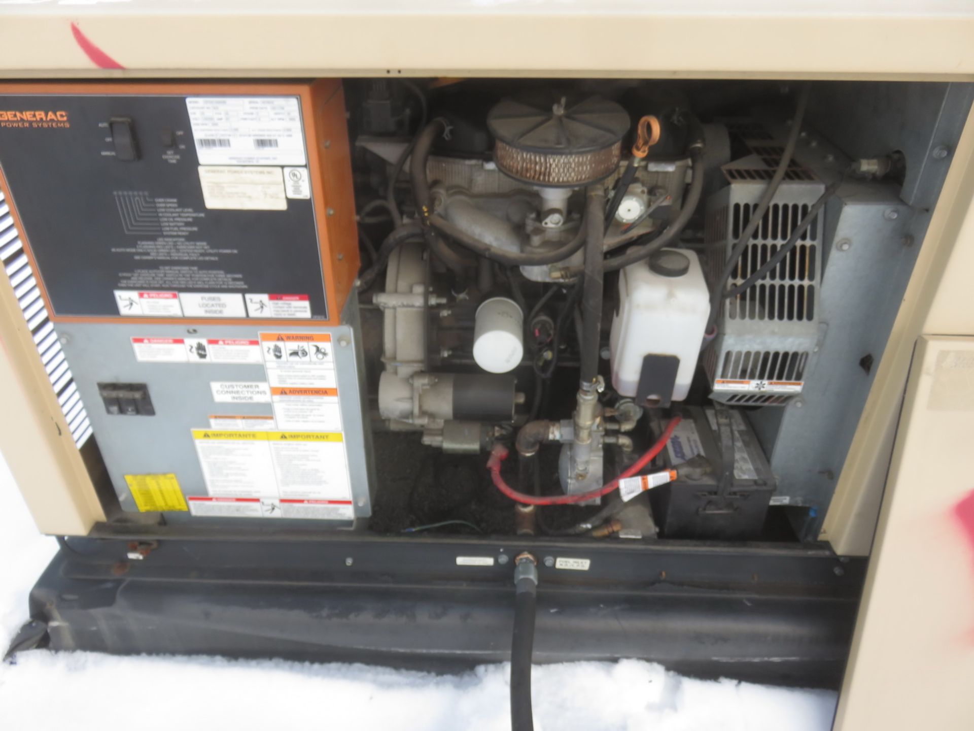 GENERAC QT02516GNSN 25KW 25KVA 3PH 120/208V 87 AMP NATURAL GAS GENERATOR (ON ROOF - MUST REMOVE - Image 2 of 4