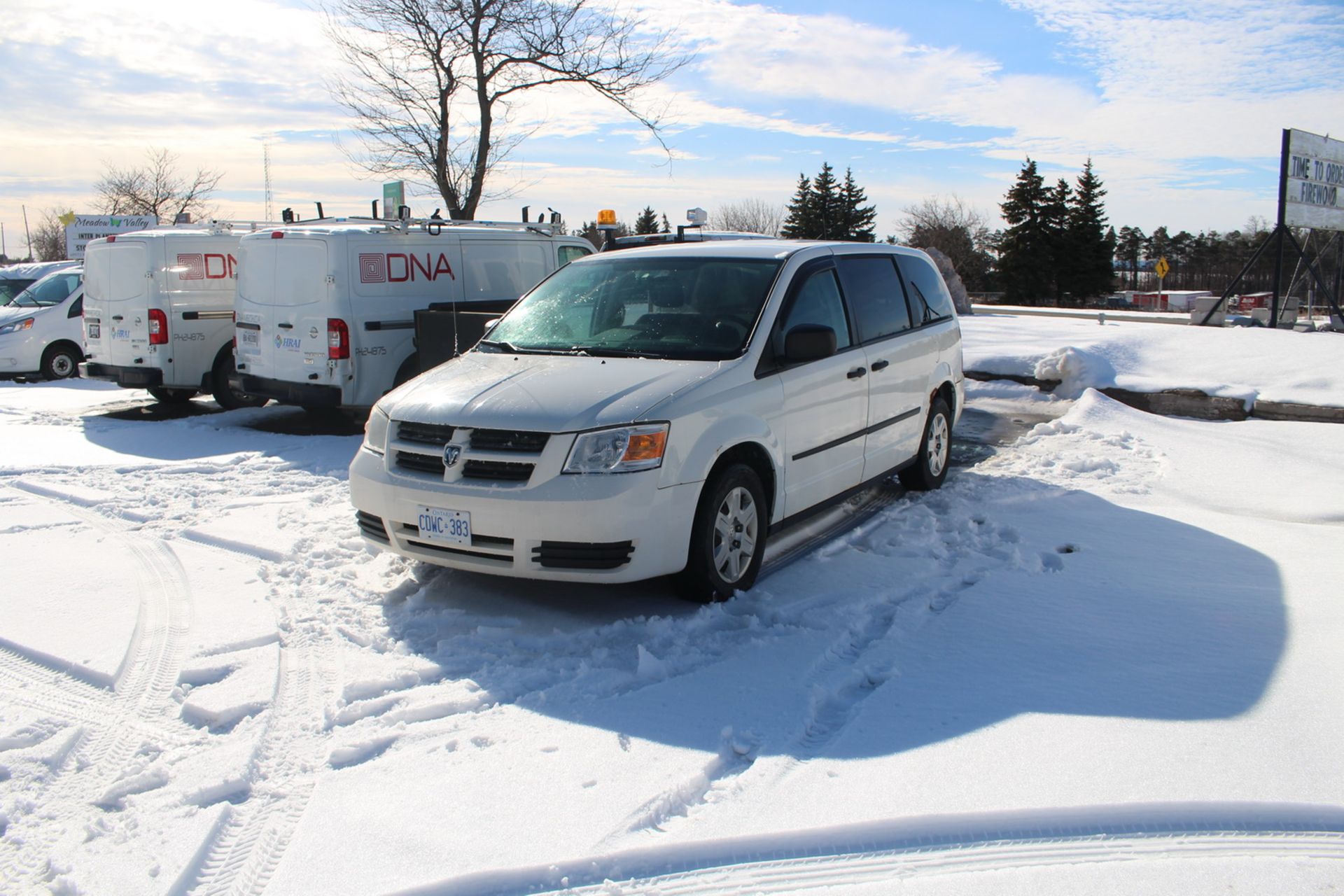 2009 DODGE GRAND CARAVAN PASSENGER VAN W/ 3.3L V6 GAS ENGINE, (178,603 KMS), VIN: 2D4HN11E09R650392