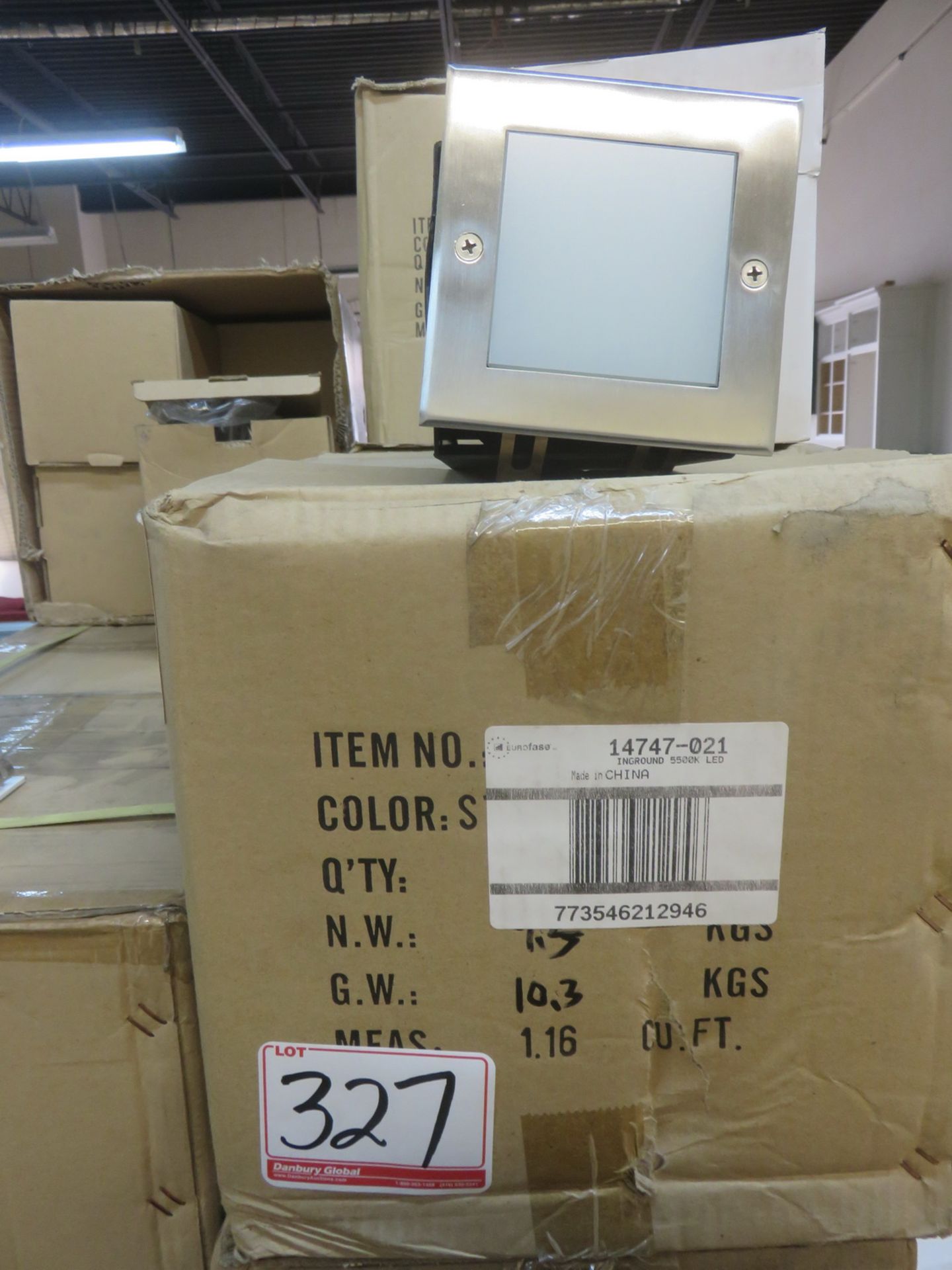 BOXES - EUROFASE 14747-021 H5500K CHROME IN-GROUND LED LIGHTS (8 UNITS / BOX)