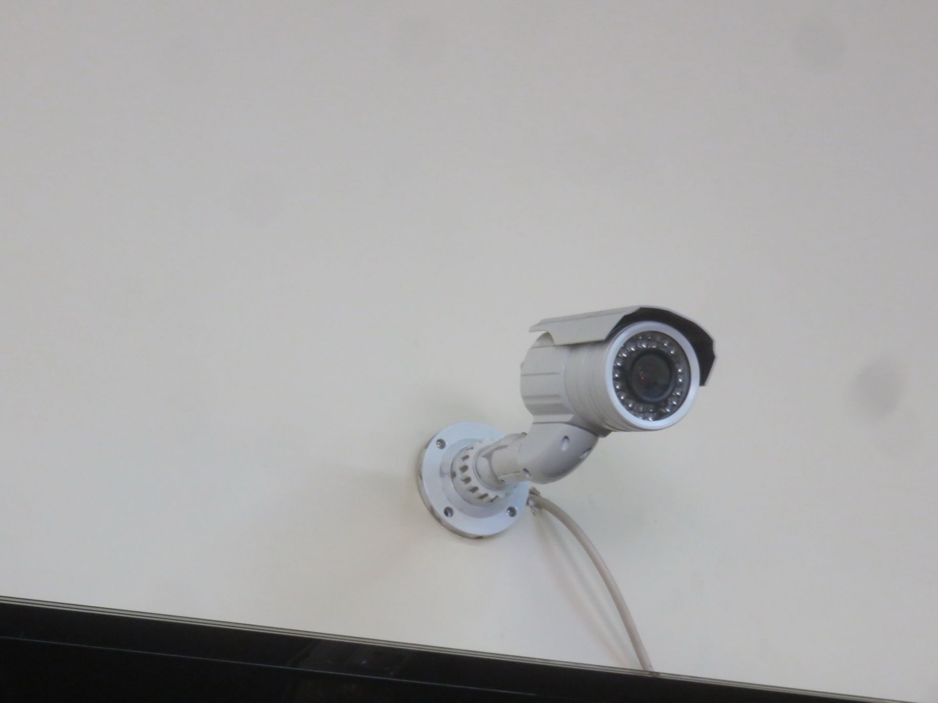 24HR-EYE SECURITY CAMERA SYSTEM W/ APPROX (9) CAMERAS - Image 2 of 2