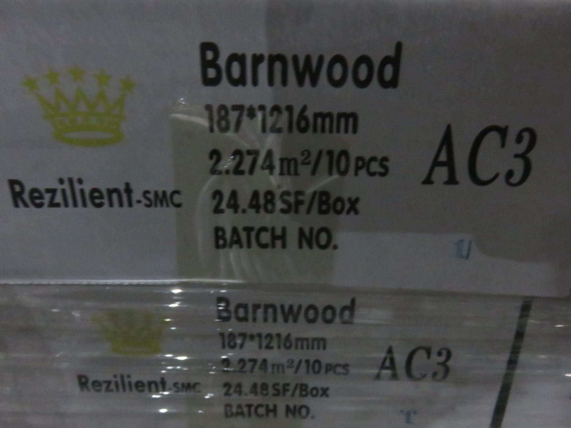 BOXES - REZILIENT SMC BARNWOOD 187 X 1216 X 8MM 100% ORGANIC FLOORING (24.48 SQFT/BOX) - Image 2 of 3