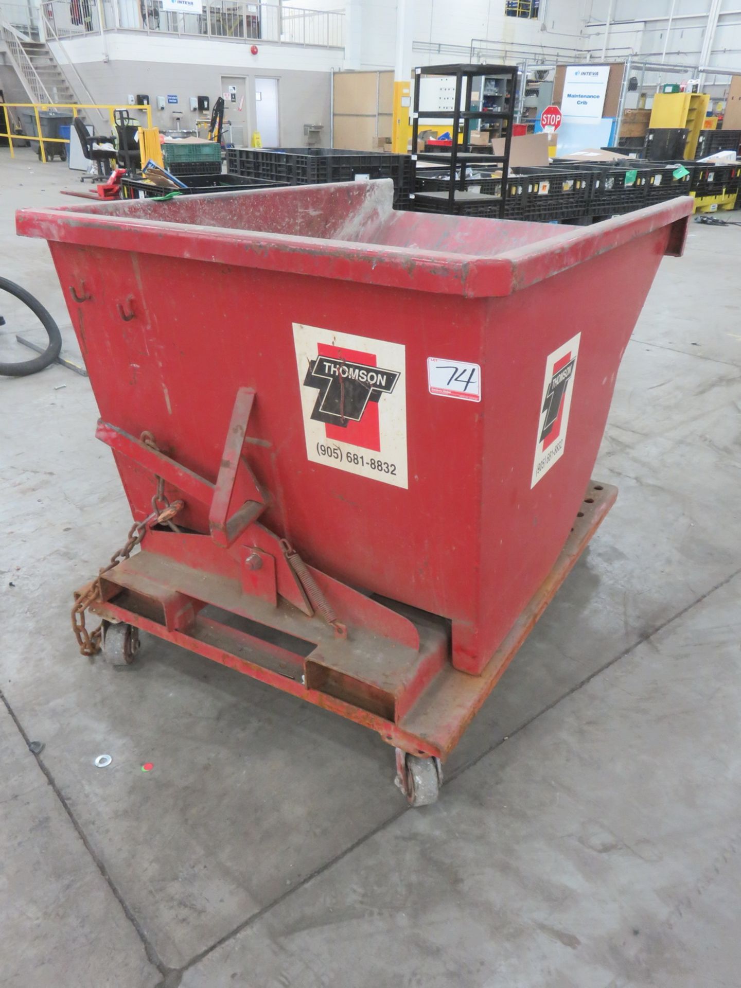 RED STEEL APPR 40" X 5' FORKLIFT PORT DUMP BIN