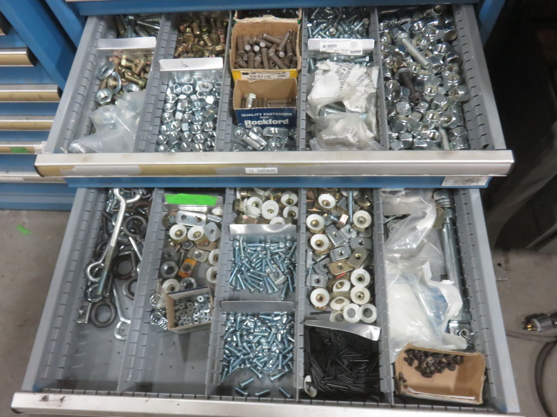 LISTA BLUE STEEL 10 DRAWER CABINET W/ SCREW, WASHERS, NUTS - Image 3 of 6