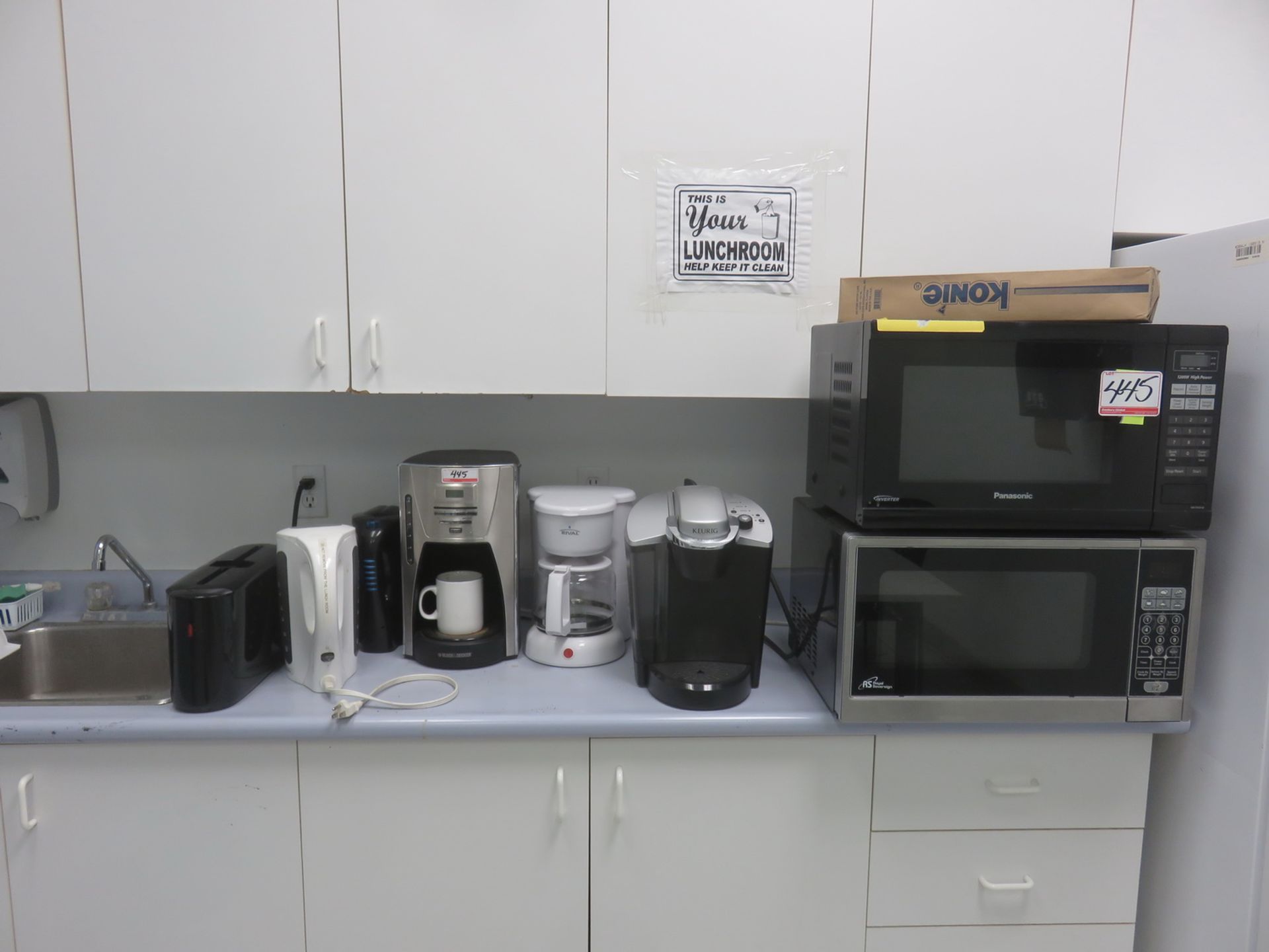 LOT - MICROWAVES, TOASTER, + COFFEE MACHINES (KEURIG NOT INCLUDED)