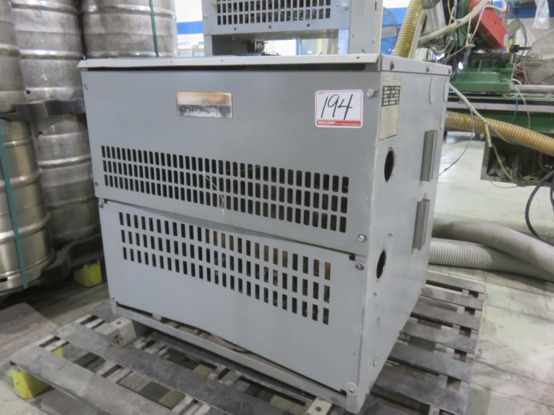 REX MFG 100 KVA 575/ 220Y127 TRANSFORMER