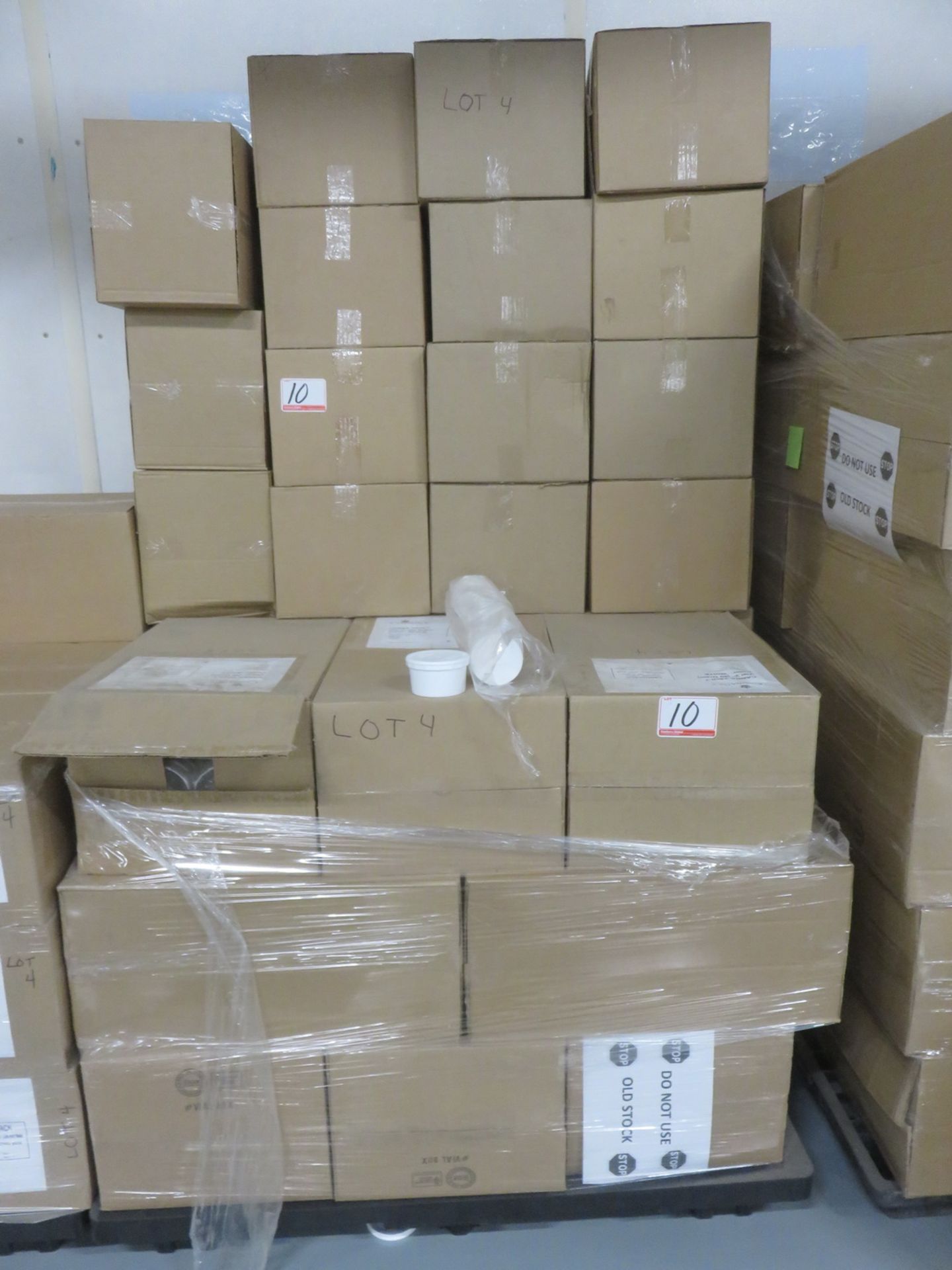 BOXES - CANNA PACK CANNA-VAULT VIAL 2" (80 DRAM) WHITE CANISTERS W/ LIDS (240 PCS/BOX)
