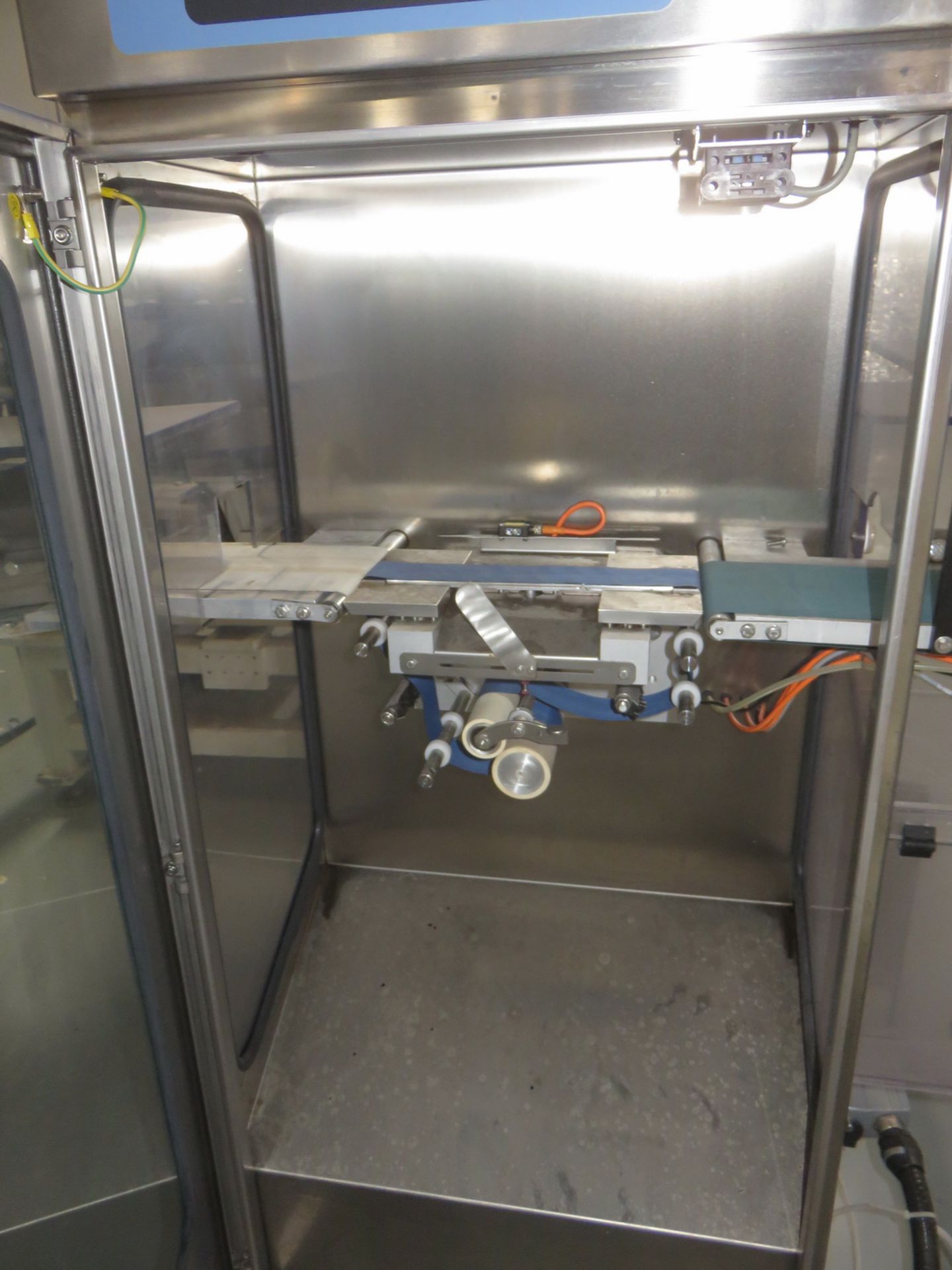 THERMO SCIENTIFIC VERSA WEIGH CONVEYOR CHECK-WEIGHER SYSTEM, S/N 8568 - Image 2 of 2