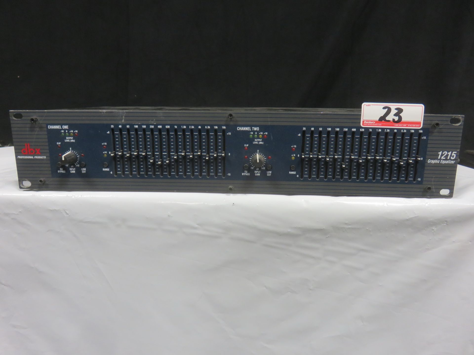 DBX 1215 GRAPHIC EQUALIZER