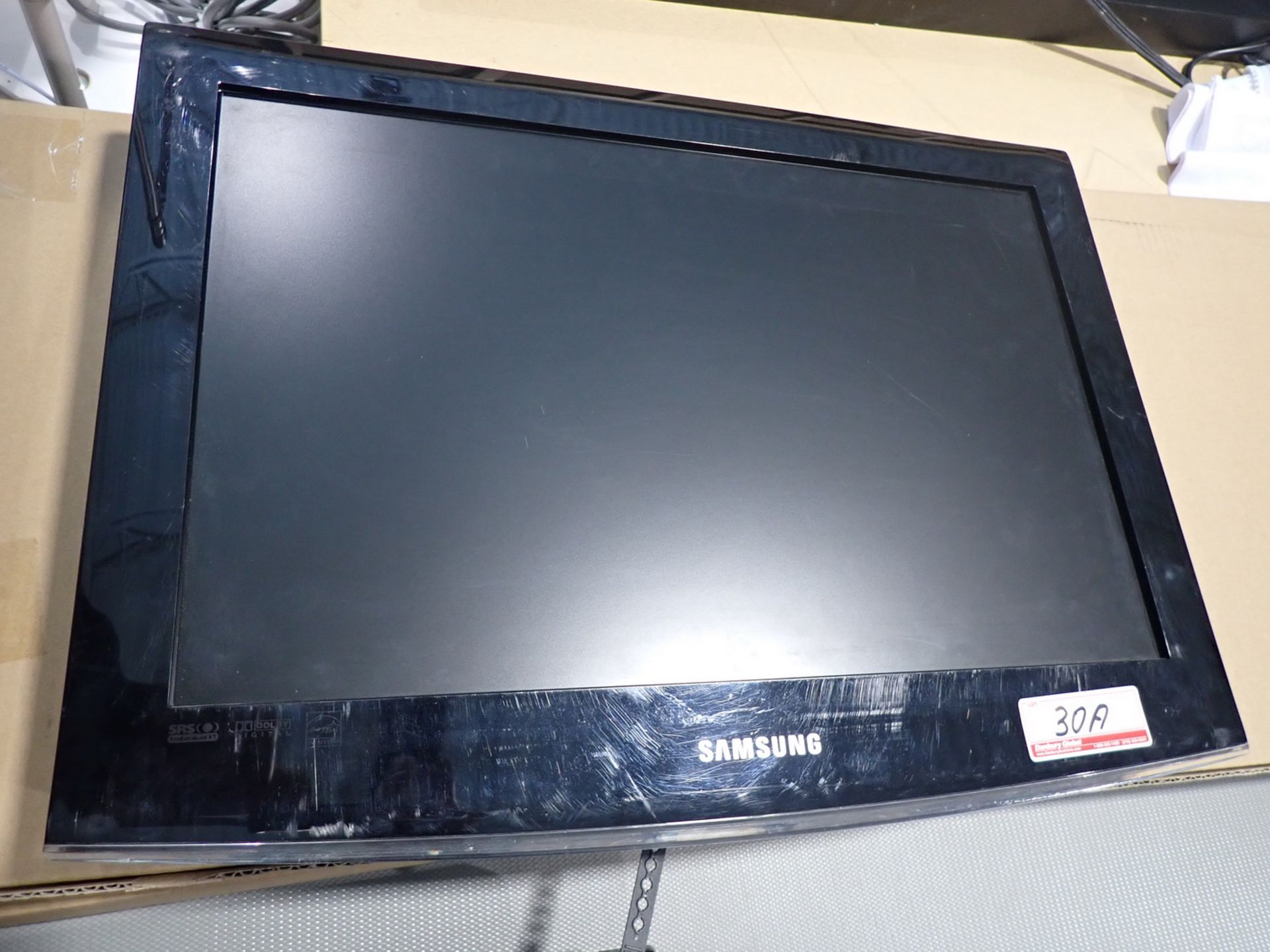 SAMSUNG 19" LCD TV