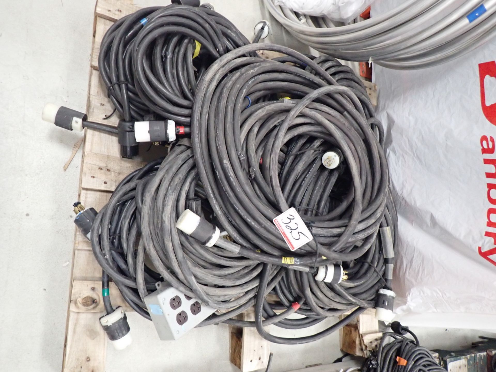 LOT - 30 AMP 3-PHASE ASSTD CABLE