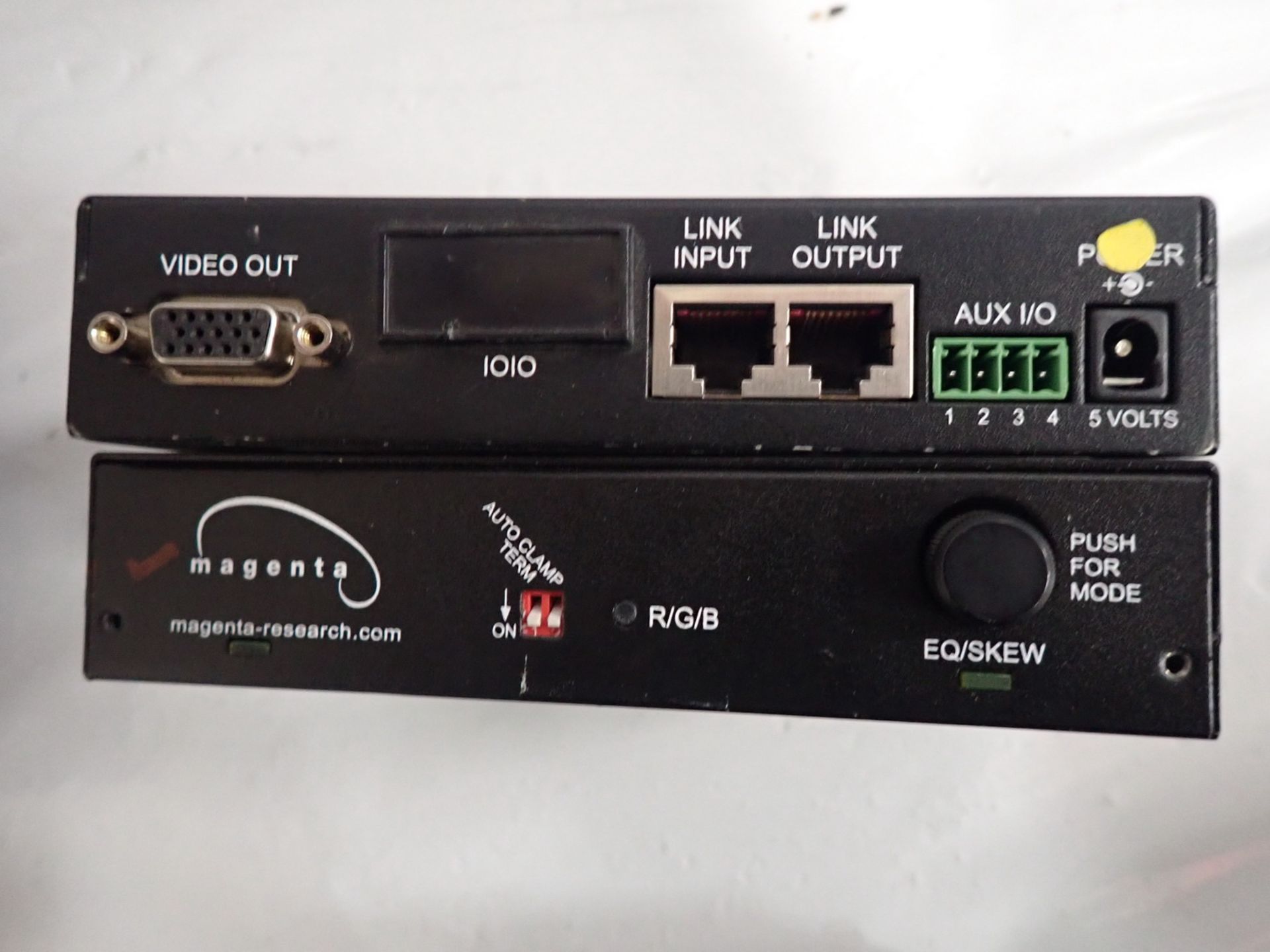 LOT - MAGENTA MAGENTA MULTIVIEW AK600DP HIGH PERFORMANCE UTP/CATX RECEIVERS (2 UNITS) - Image 2 of 2