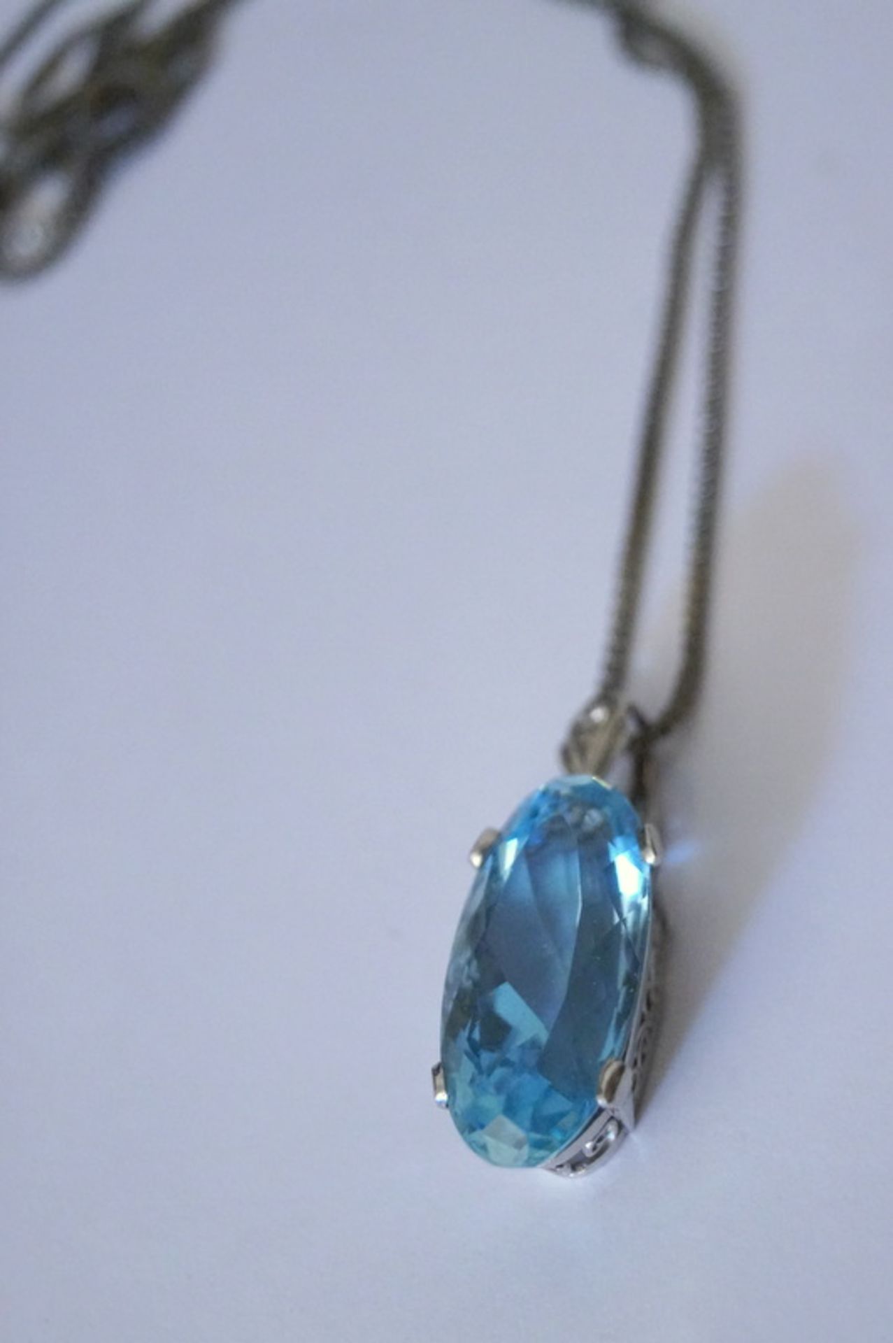 Südamerikanischer Aquamarin in Platin Diamantfassung< - Bild 7 aus 10