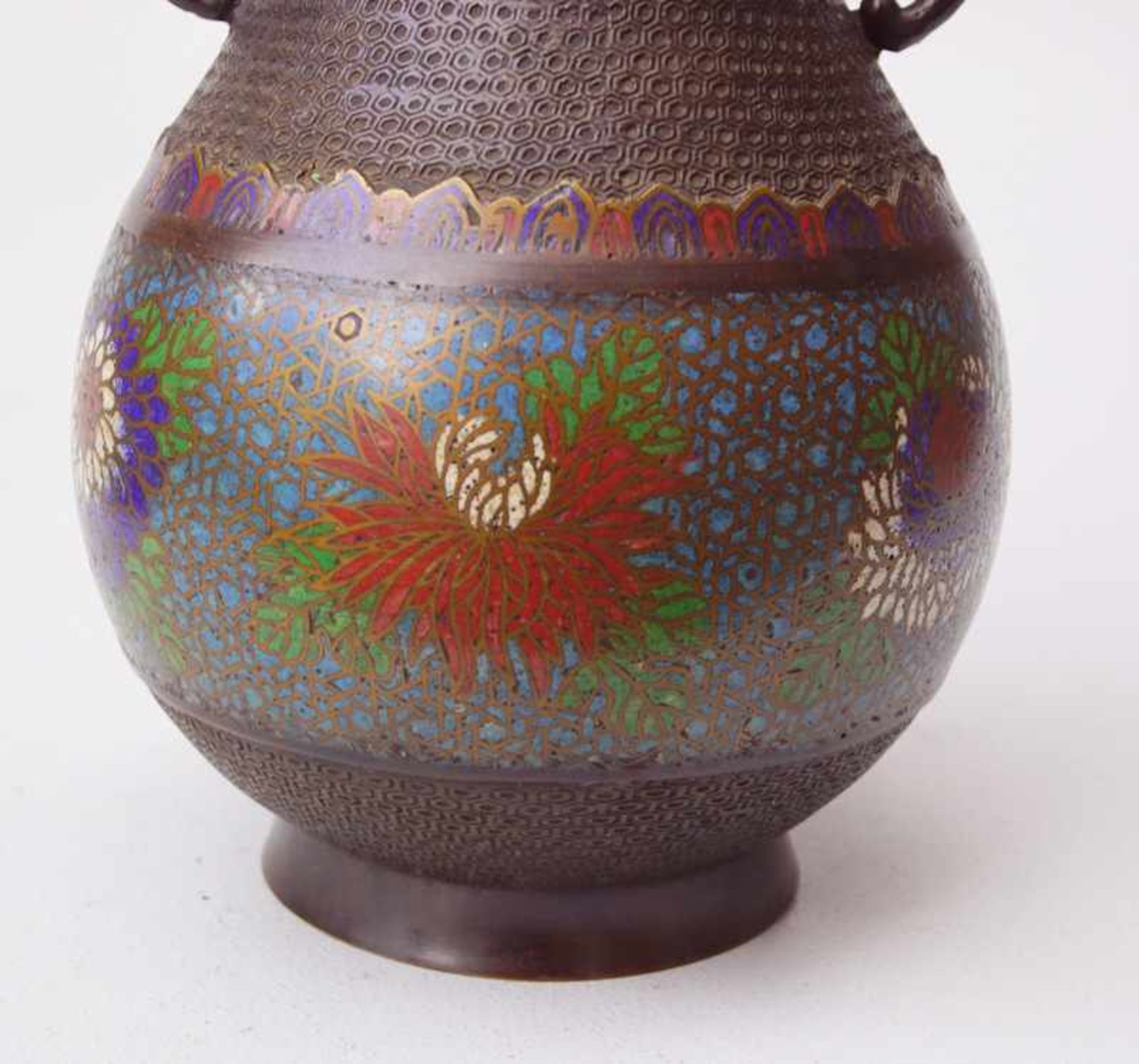 Cloissonnée Vase nach Song Vorbild, Japan, Quianlong< - Image 2 of 2