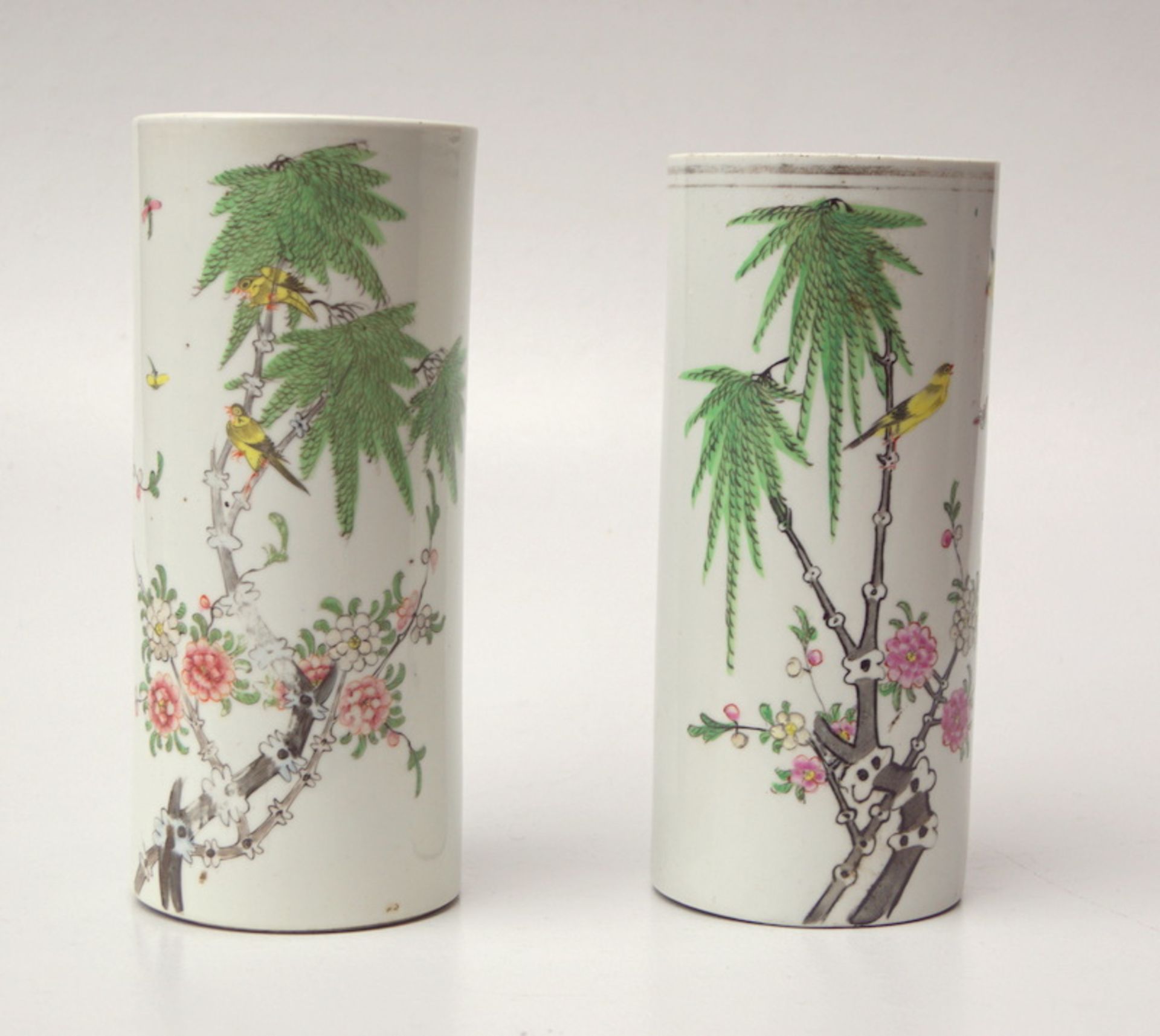 Zwei Rolleau-Vasen, China, Republic