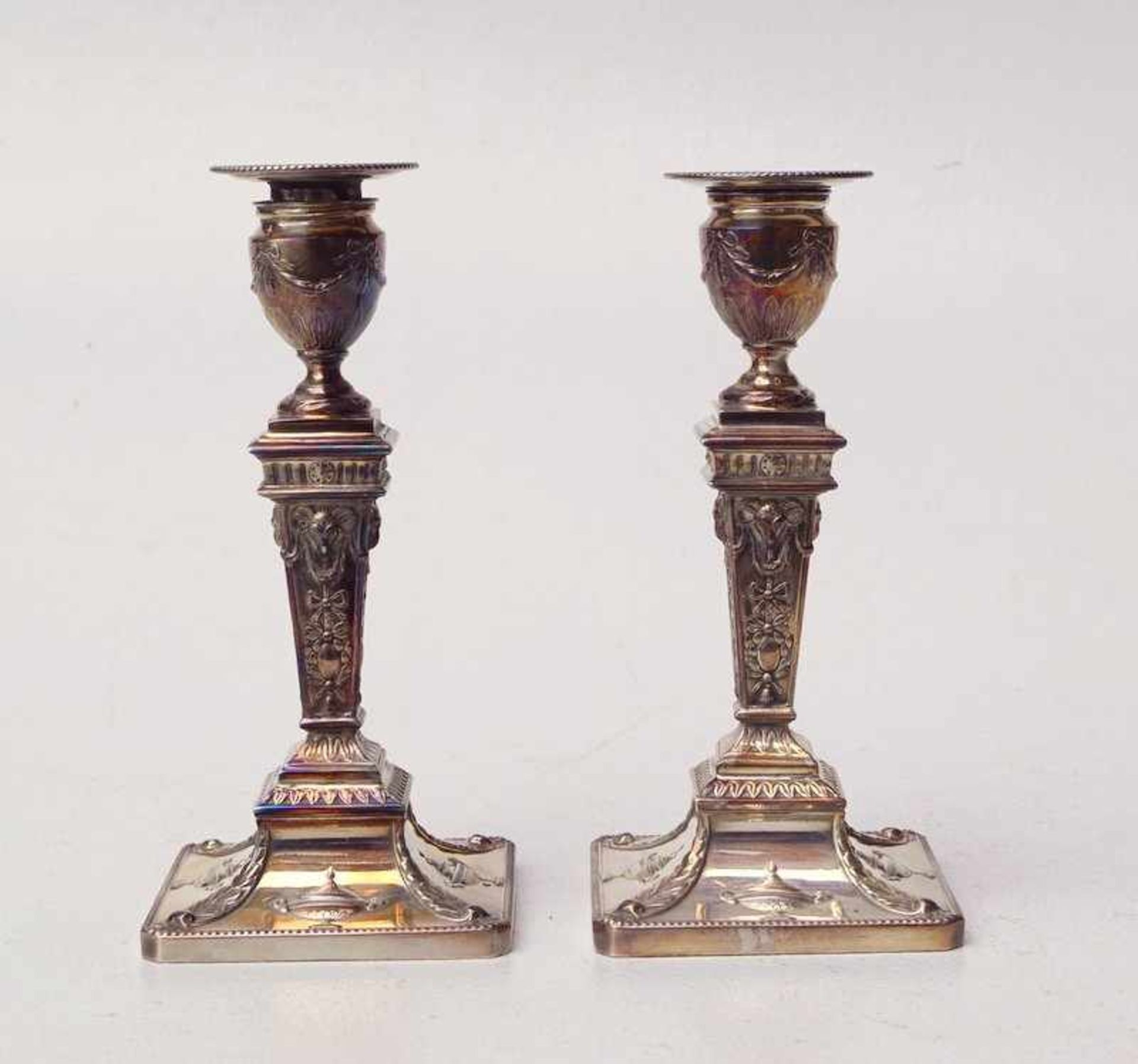 Paar Kerzenhalter im Stil George III.