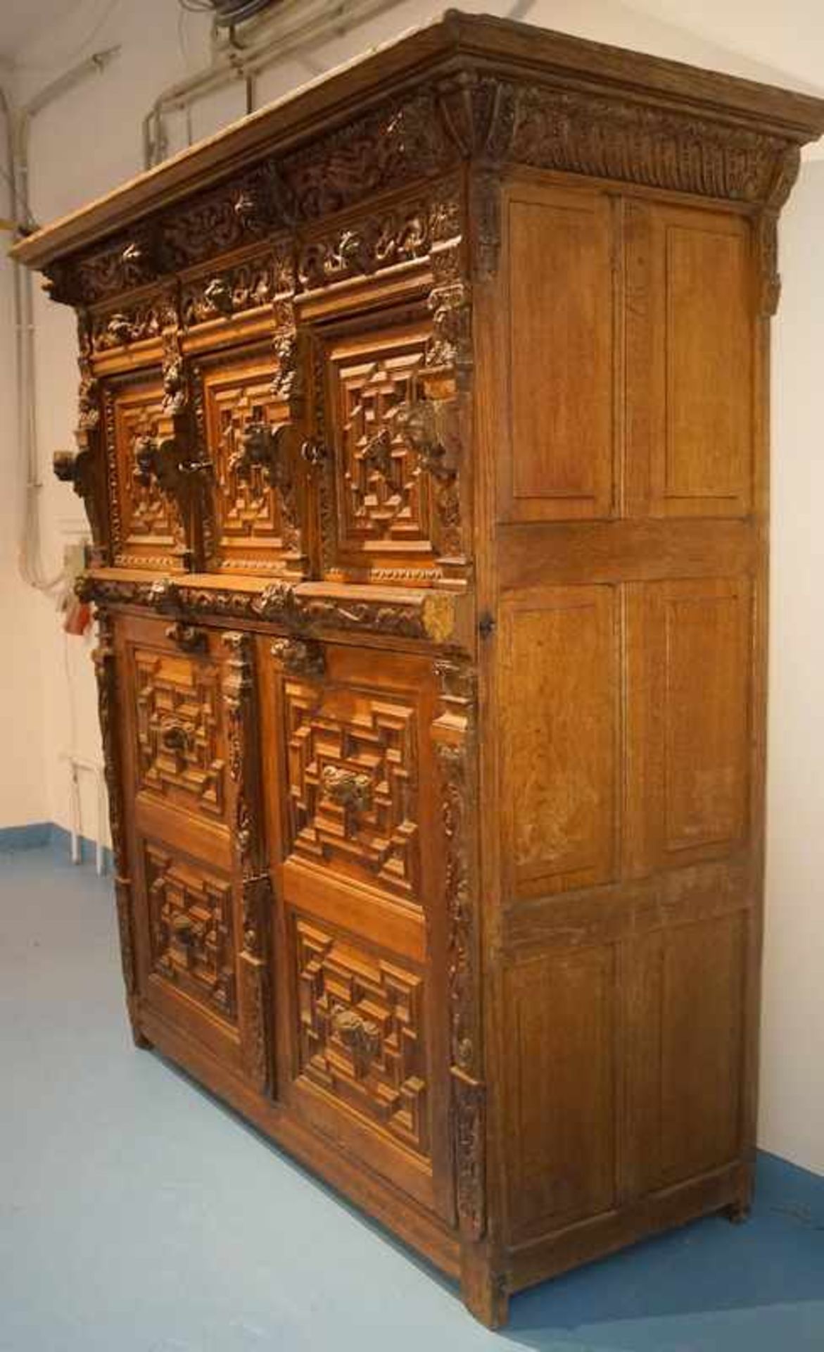 Großer Niederländischer Renaissanceschrank mit reicher Schnitzerei - Image 5 of 14