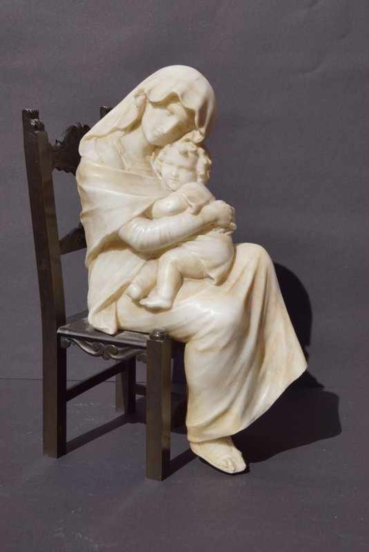 Madonna della sedia nach Raffael, Alabaster, Italien, um 1900