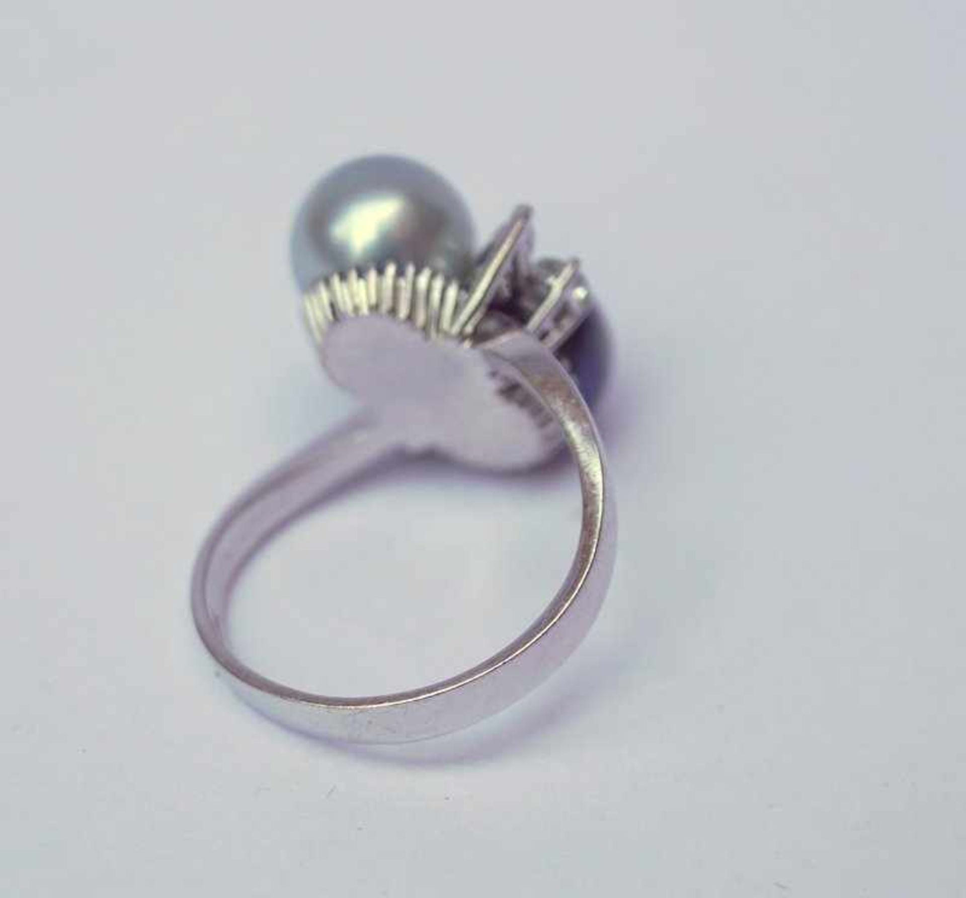 Perlen-Diamant-Ring, 750 WG, Juwelieranfertigung Rüschenberg - Bild 3 aus 3