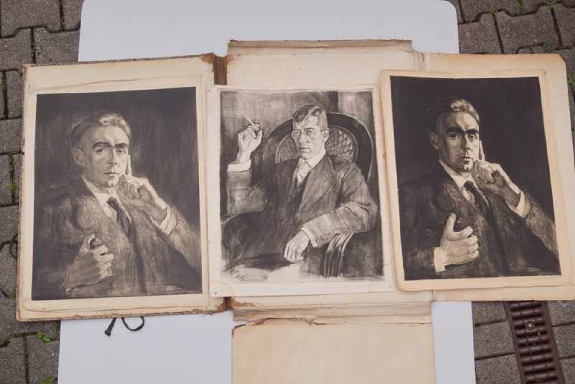 Hoffmeister, Heinz (1896 Leipzig - 1930 ebenda): Vier großformatige Porträts, Radierungen, Gemäld - Bild 3 aus 4
