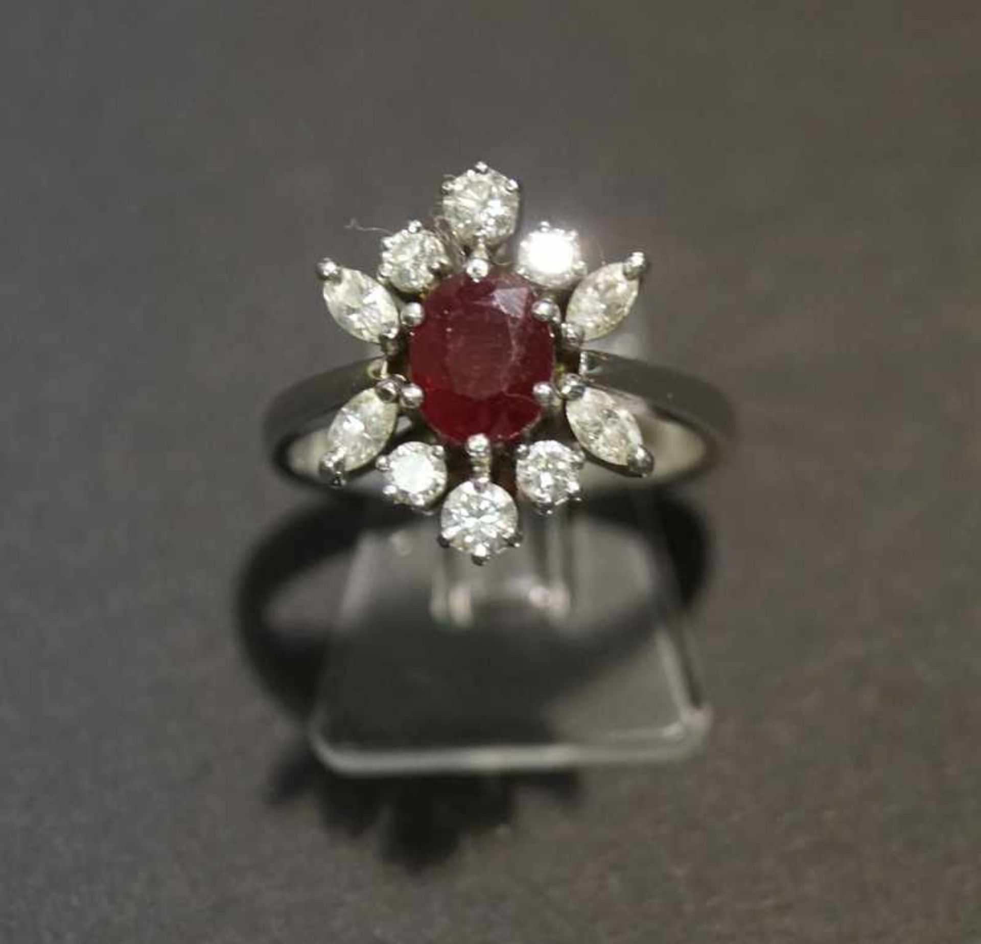 Rubin-Diamant-Brillant-Ring, 750WG, zus. ca. 0,5ct
