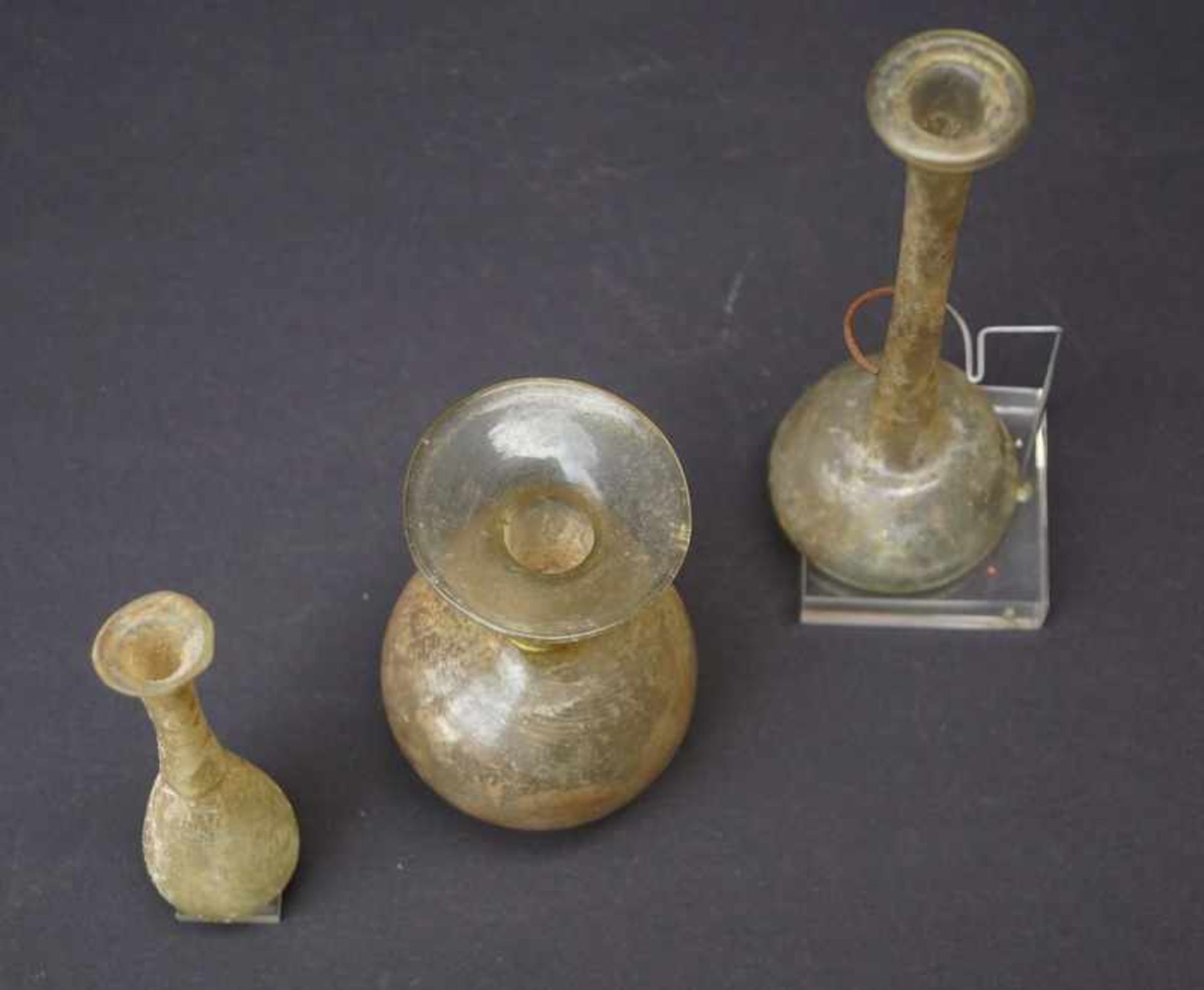 Drei Römische Flaschen - Bild 2 aus 2