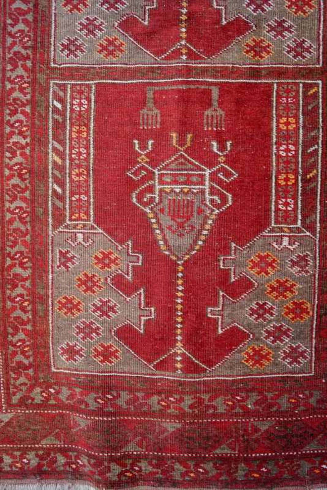Antiker Türkischer Teppich mit Vasenmotiv - Bild 3 aus 6