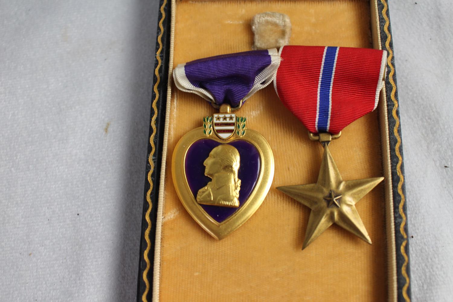 Purple Heart American Medal in box plus 1 other medal - Image 2 of 2