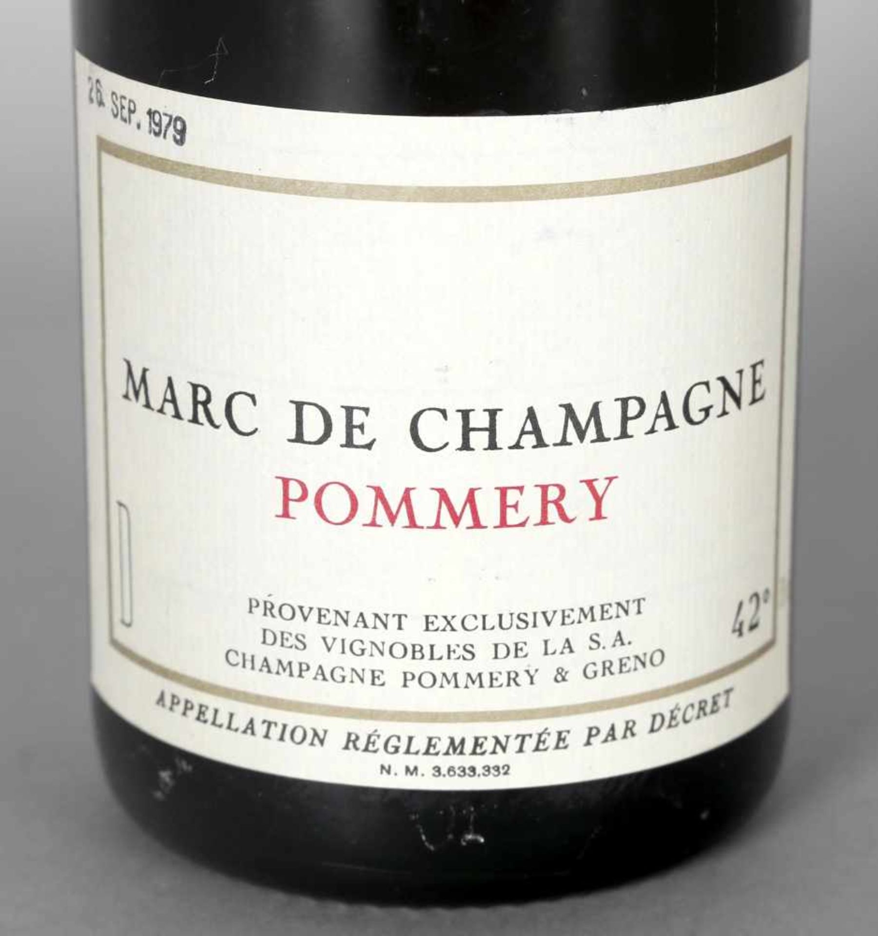 Marc de Champagne Pommery, Pommery & Greno0,75 ltr., 42 Vol. %, gestempelt 26. Sept. 1979, gute - Bild 2 aus 2