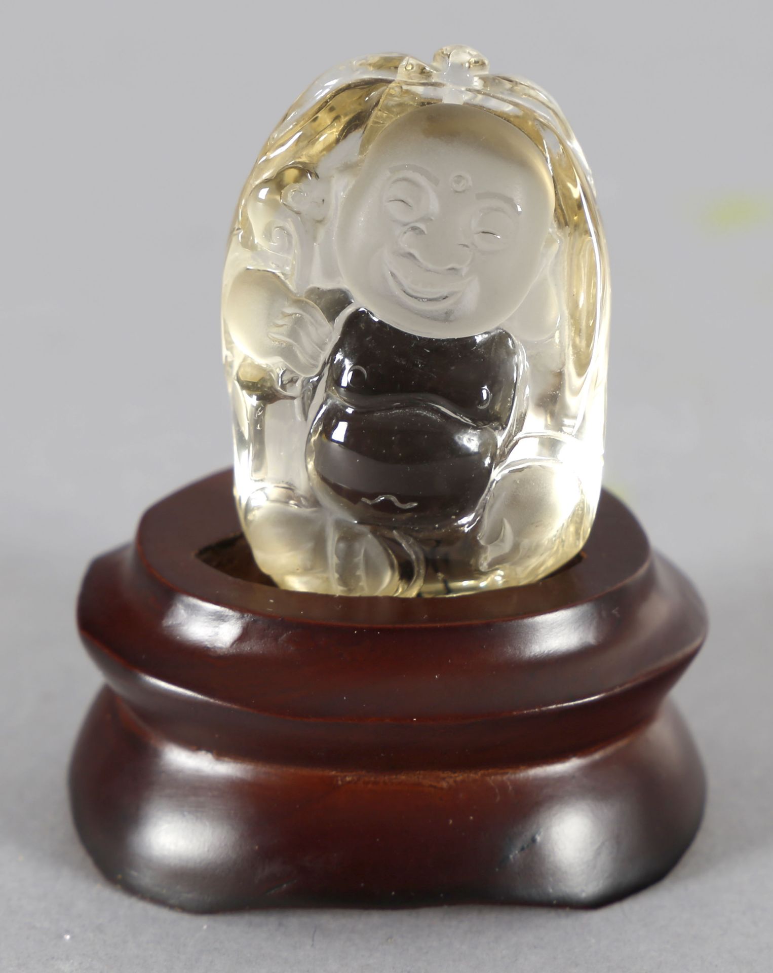 Lachende Buddhafigur aus Citrin