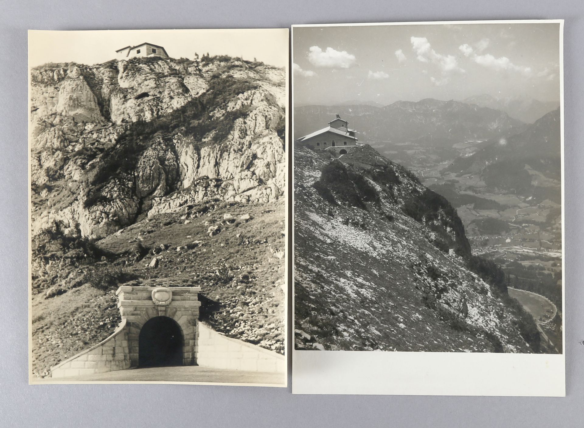 3 Fotografien des Kehlsteinhauses, davon eines signiert, um 1940 - Bild 2 aus 2