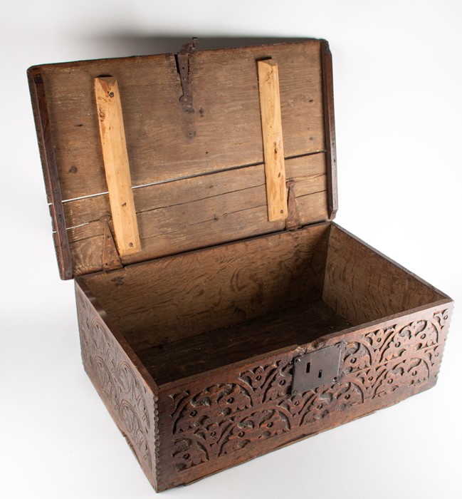 An 18th century oak bible box  of typical form, with carved decoration, 72 cm x  45 cm x 25 cm. - Image 4 of 6