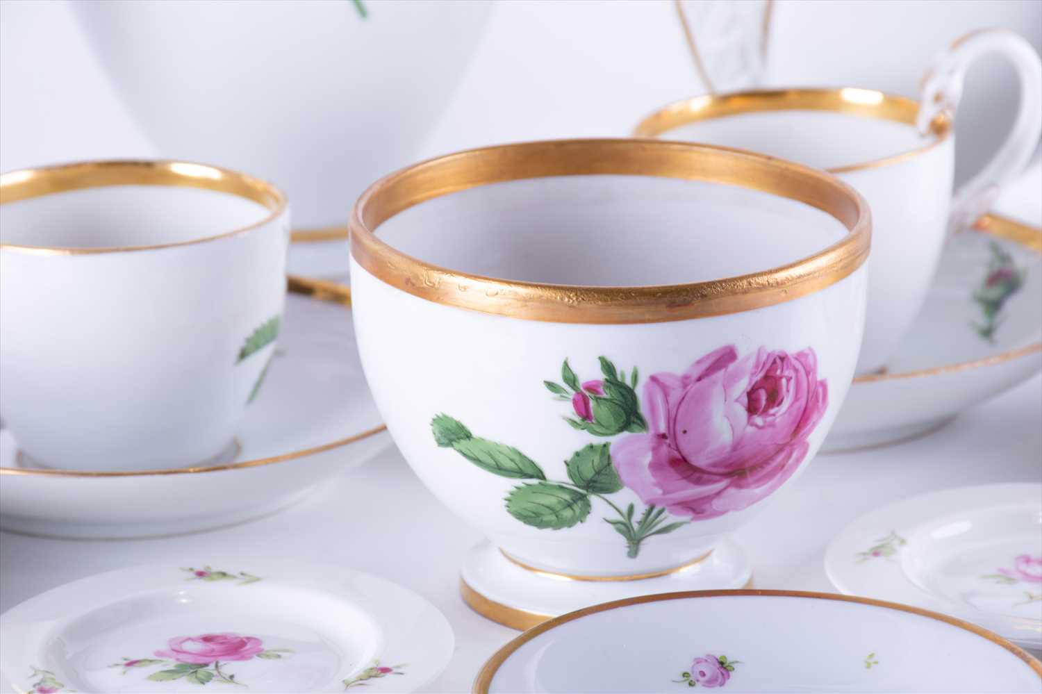 A collection of Meissen pink rose pattern teawares comprising teapot, coffee pot, four cups and - Image 10 of 10