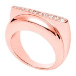 Fred. A 'Success' ring, set with a row of 11 brilliant cut white diamonds, set in pink gold, 0.18