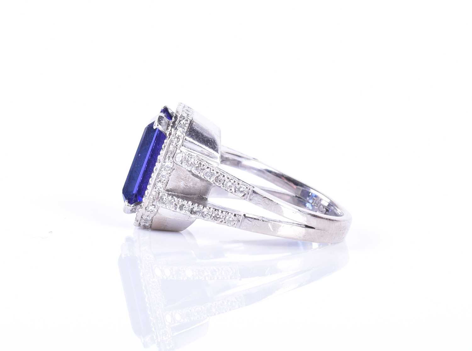 An 18ct white gold, diamond, and tanzanite ringset with an emerald-cut tanzanite, measuring - Image 3 of 5