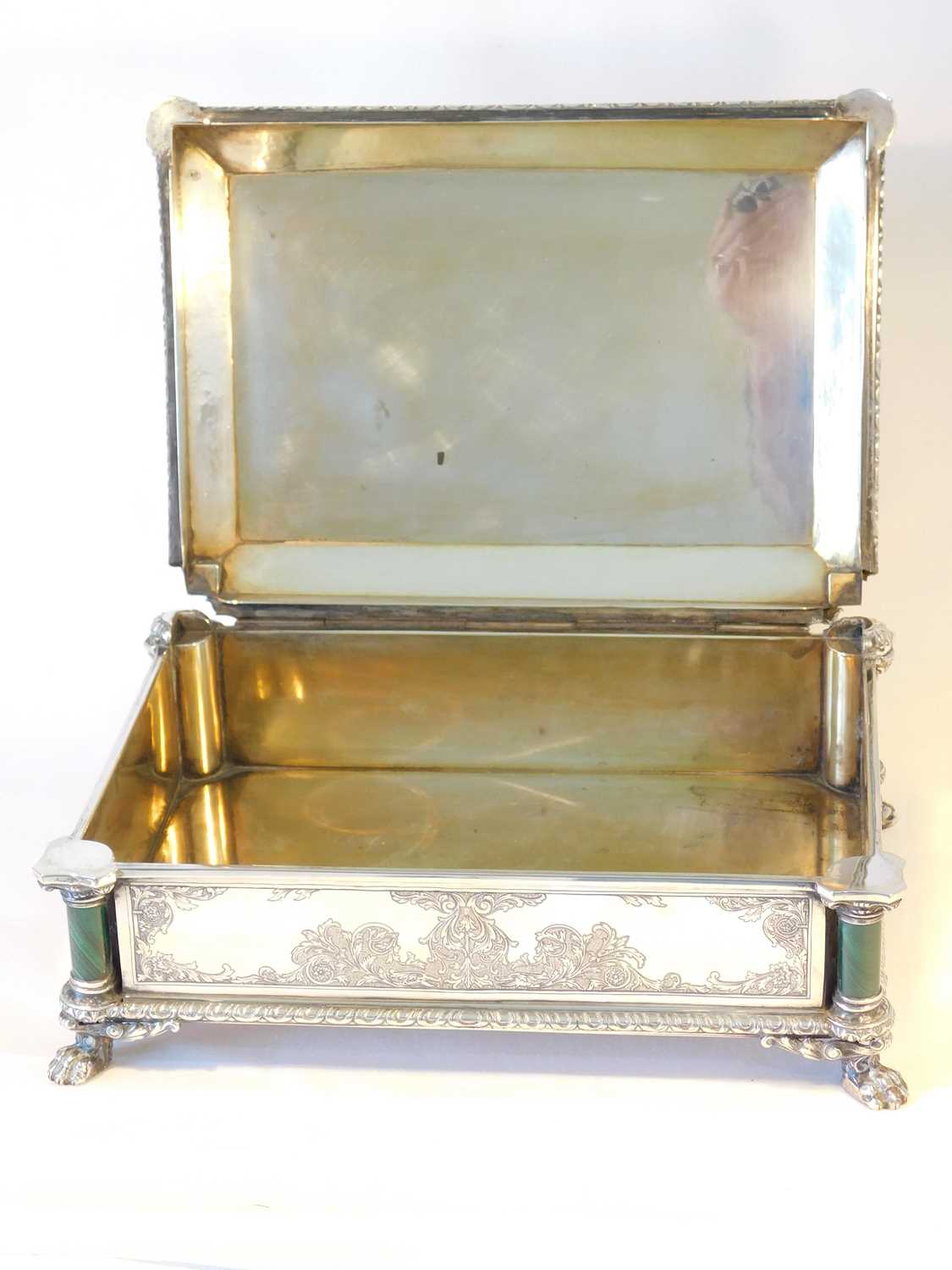 A silver and malachite casket by Romeo Miracoli, Milan, circa 1910/20, the top with inset - Image 5 of 12