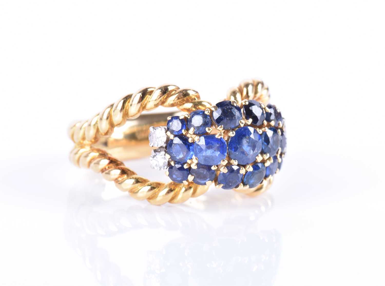 An 18ct yellow gold and sapphire bombe-style ringthe double rope-twist mount set with a cluster of - Image 2 of 4