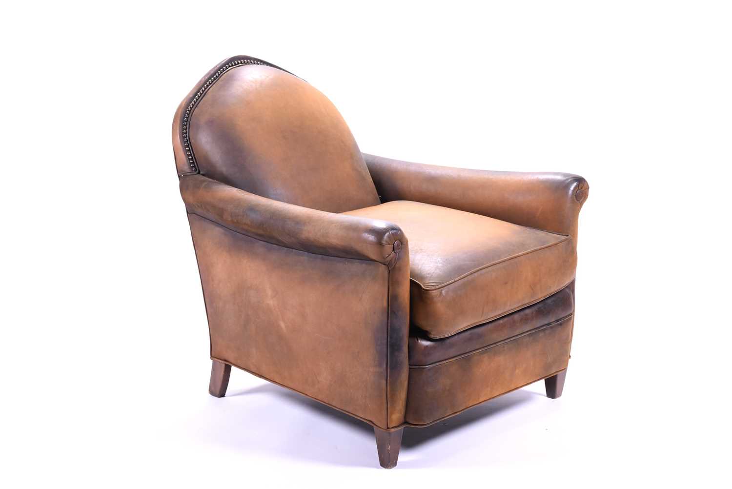 A tan leather club armchair with padded seat and curved armrests, with loose fitted cushion and - Image 4 of 7