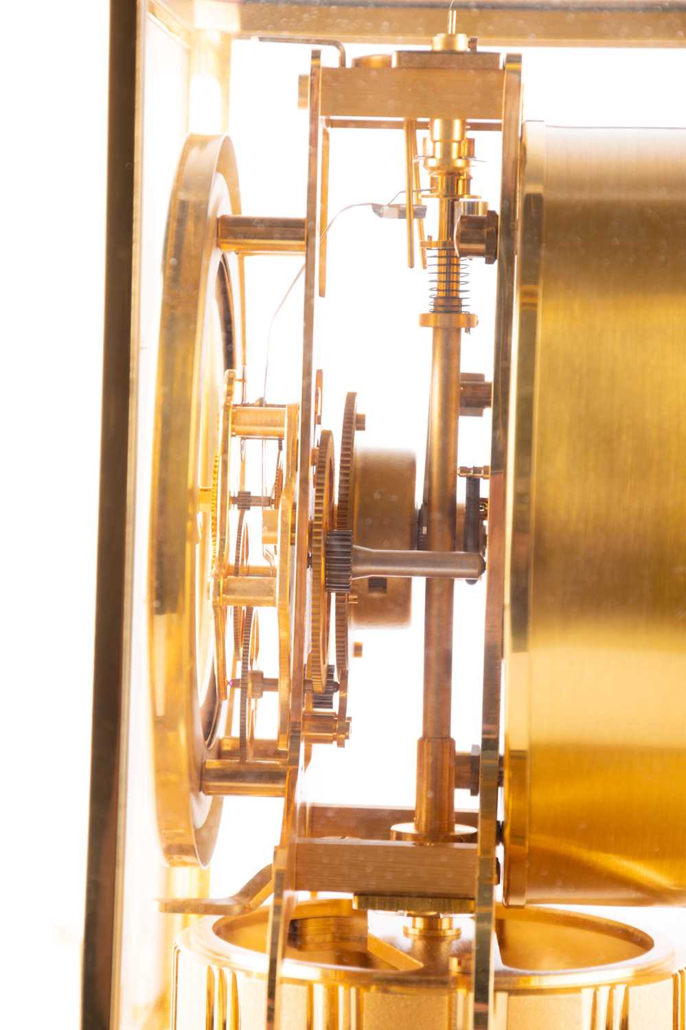 A Jaeger LeCoultre Atmos clockin a gilt brass and glass case, the movement numbered 431269. - Image 7 of 11