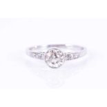 An 18ct white gold and diamond ringcollet-set with a mixed old-cut diamond diamond of