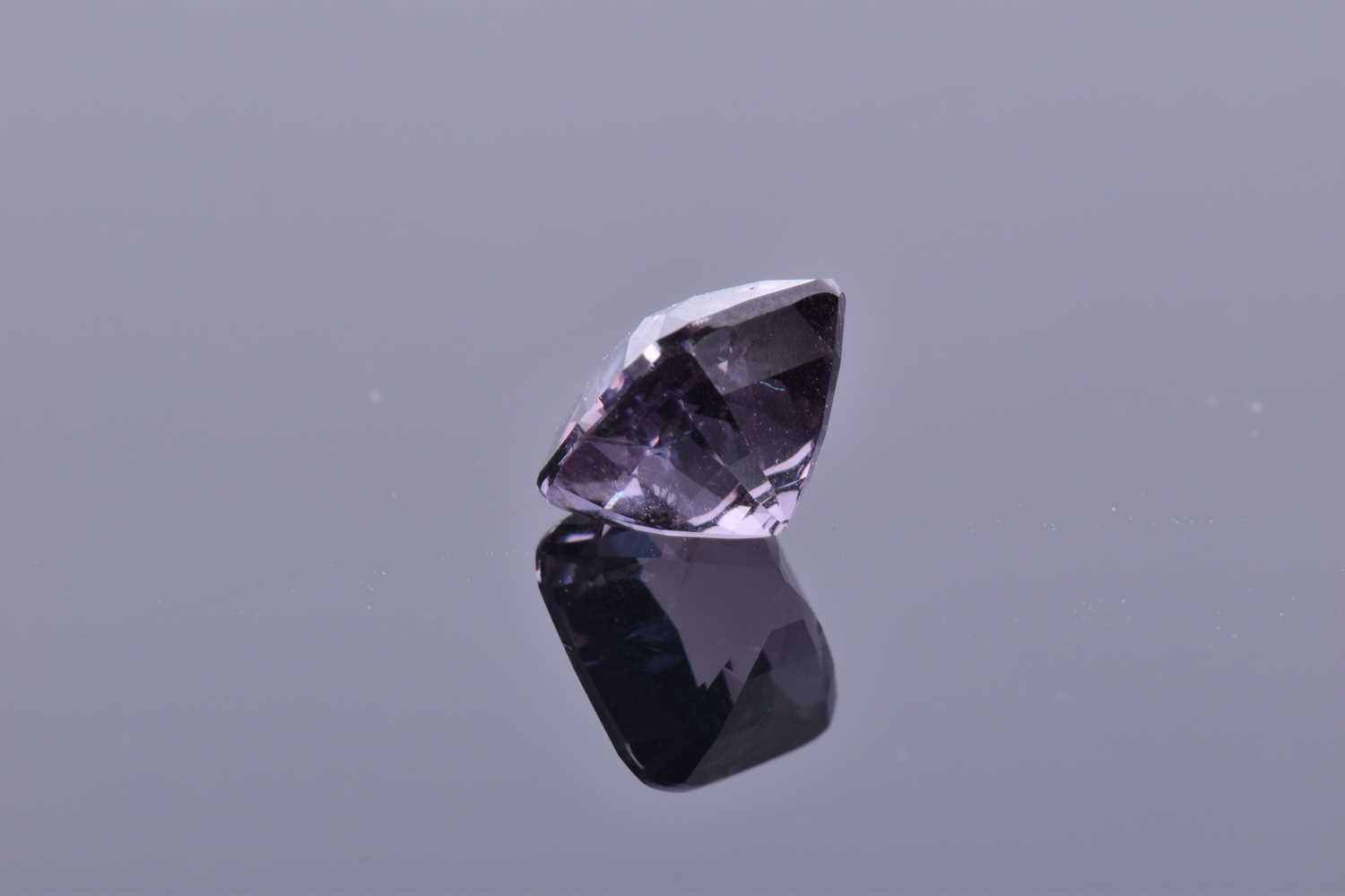 A loose square cushion-cut spinelmid to dark purple in colour, of 4.45 carats. Please note: VAT will - Image 2 of 5