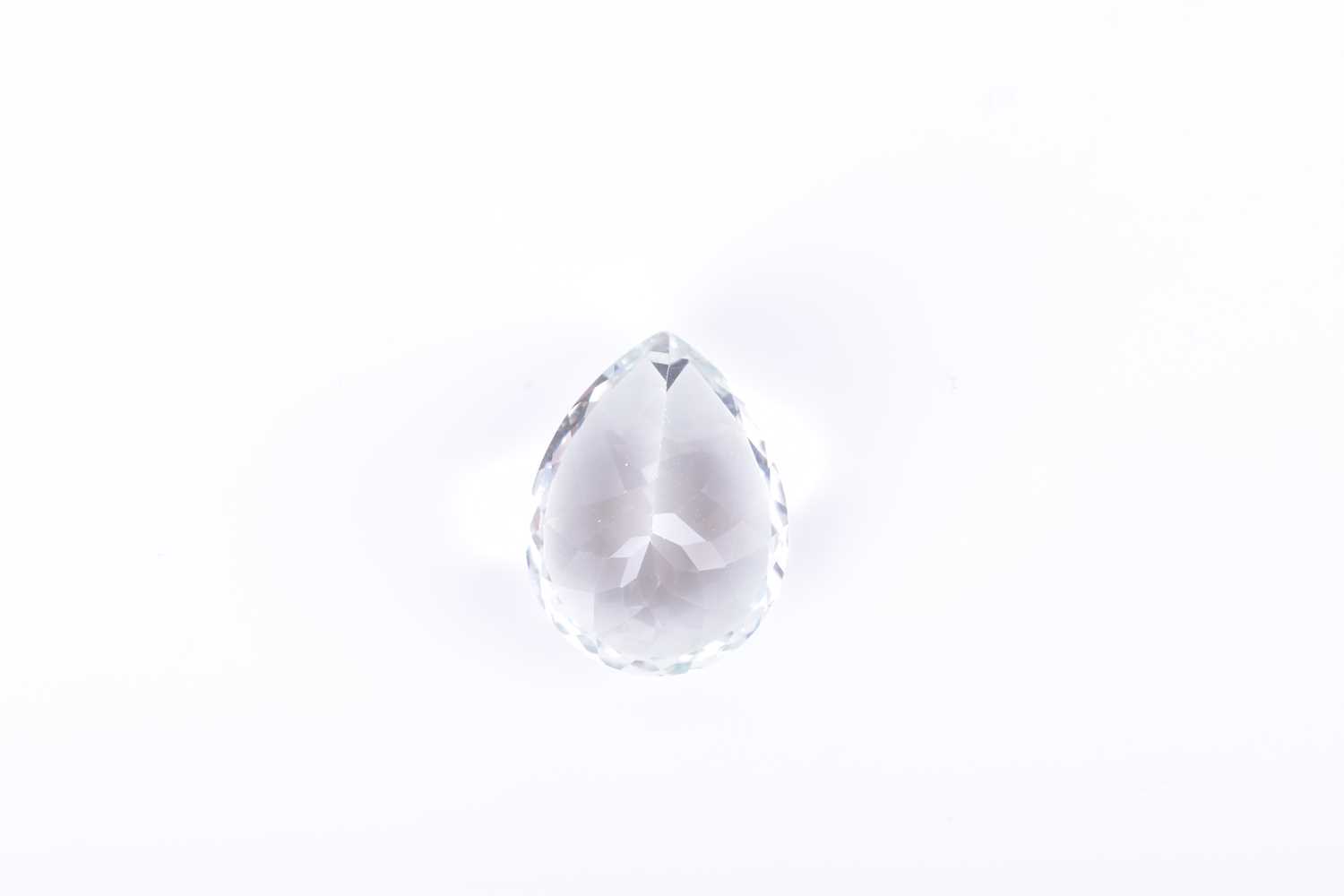 A loose mixed pear-cut pale blue topazof approximately 17.45 carats. Please note: VAT will be - Image 5 of 6