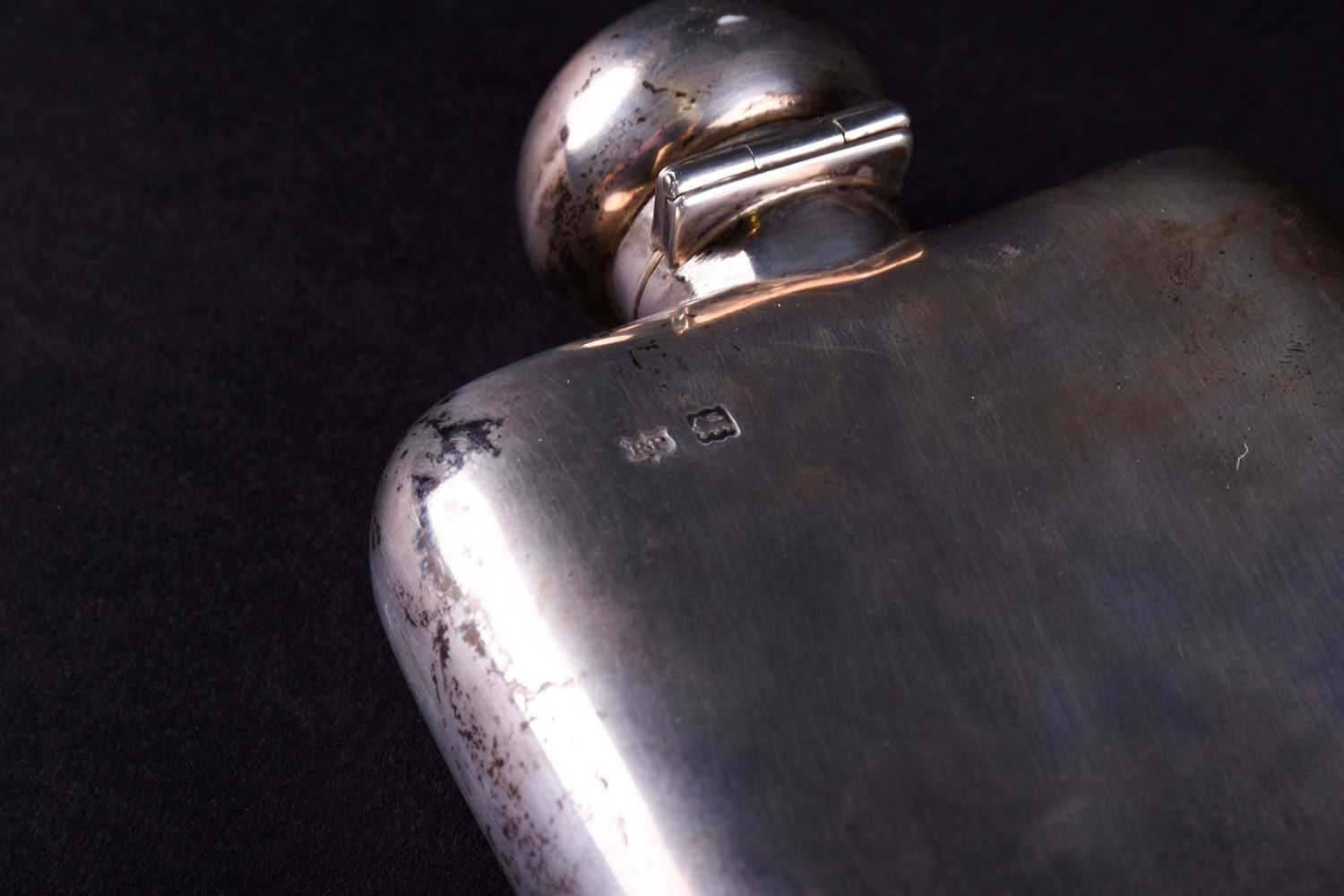 An Edwardian silver hip flask, Robert Pringle & Sons, London 1902, engraved with monogram IEH, 170g, - Image 4 of 6
